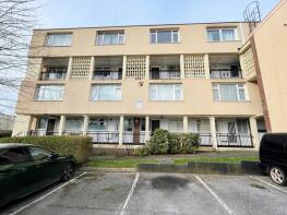 15, Vaagso Close, Plymouth PL1 4DD