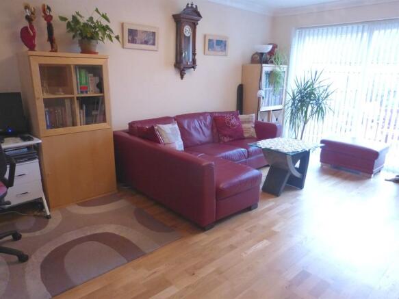Photo 9