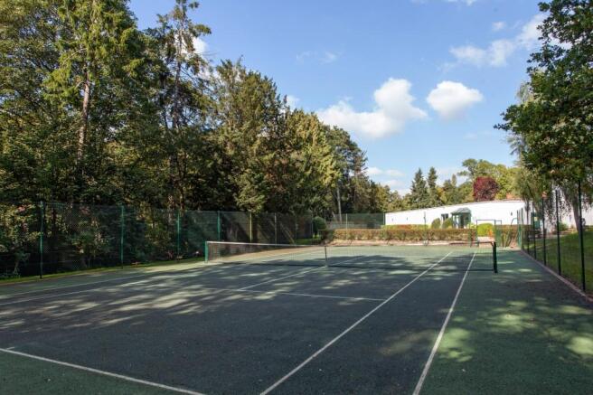 Tennis court