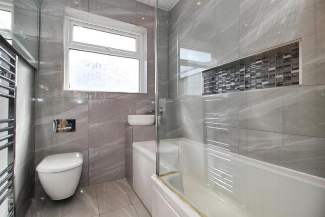 3 bed Terraced for sale Image 12
