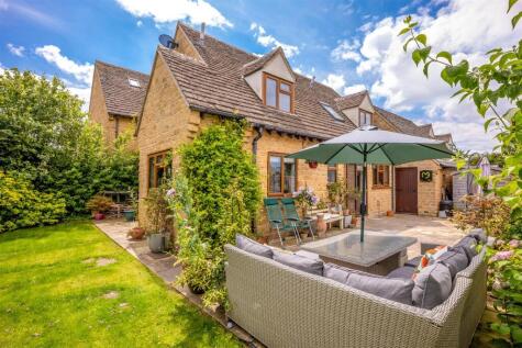 Inverlea Court, Mickleton