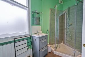 Flat 46, 170 Dulverton Mansions, Gray's Inn Road, London WC1X 8EL