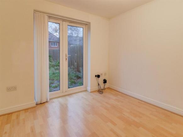 Office/Bedroom 4