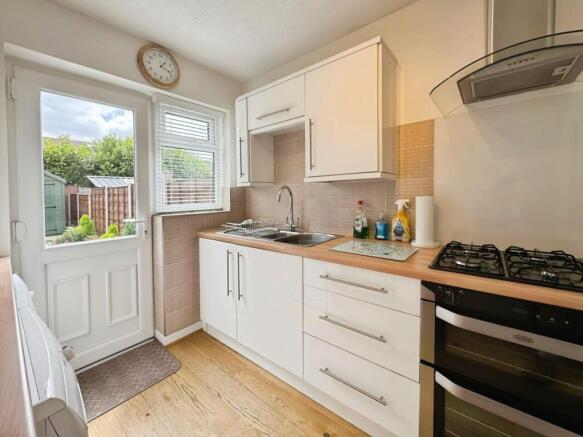Gorsefield Hey, Wilmslow, SK9 photo 4