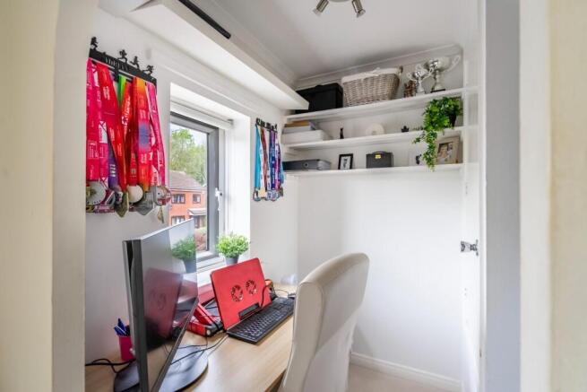 2 bed Semi-Detached for sale Image 11