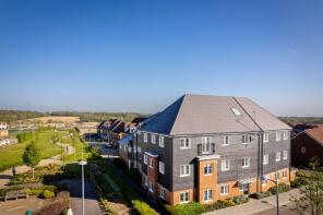 67, Illett Way, Horsham RH12 0AJ