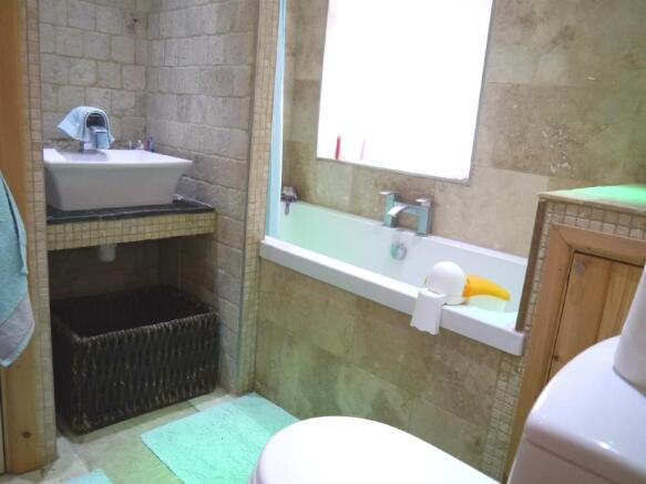 Photo 9