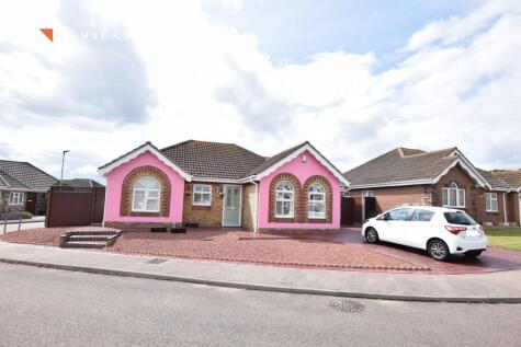 Highlands Park, Clacton-on-Sea, Essex, CO15 4SX