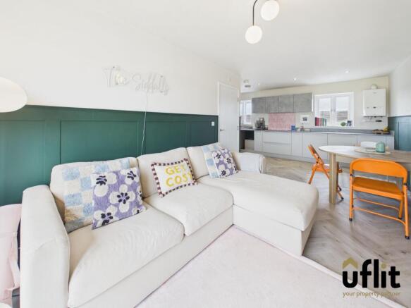 2 bed Apartment for sale Image 7