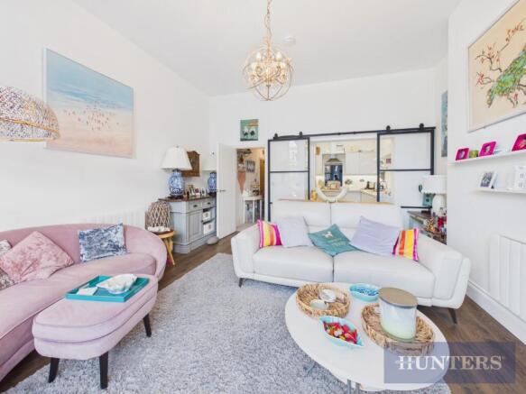 2 bed Apartment for sale Image 6