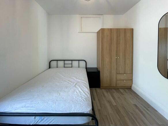 Room 4 @ £750pcm
