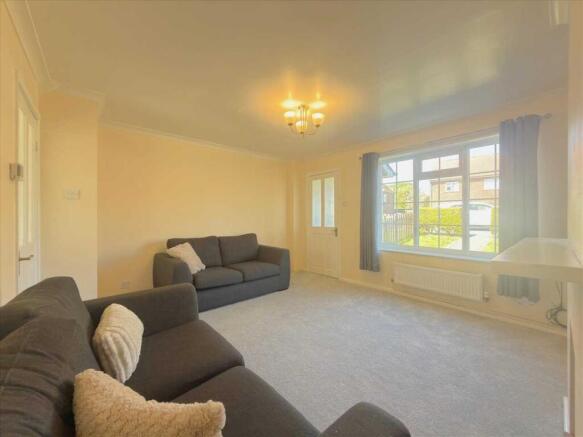 2 bed House for sale Image 4