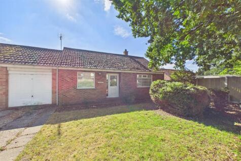 North Pickenham Road, Necton