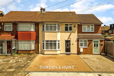 Gray Gardens, Rainham, RM13