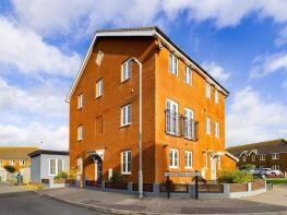 67, Montreal Close, Peacehaven BN10 8FH