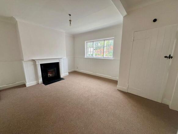 Detached to rent Image 5
