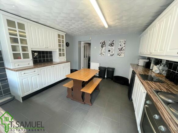 KITCHEN E