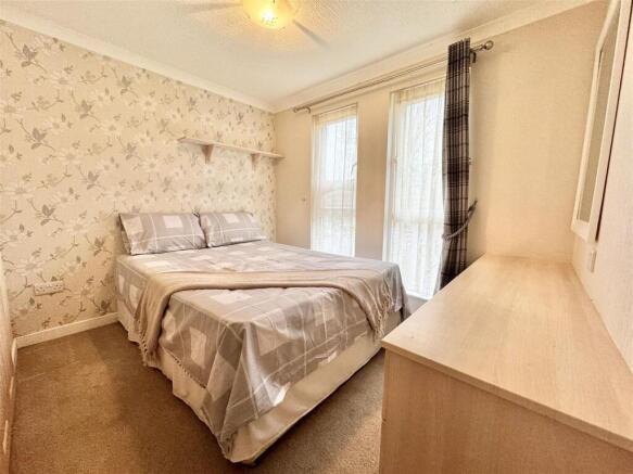 2 bed Not Specified for sale Image 12