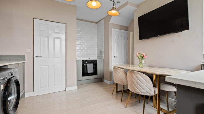 3 bed Semi-Detached for sale Image 7