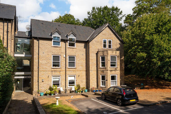2 bed Apartment for sale Image 4
