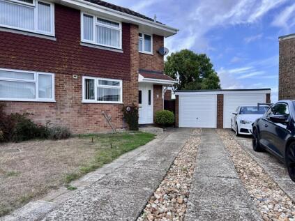 Farncombe Way, Dover, CT16