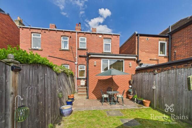 2 bed Semi-Detached for sale Image 6