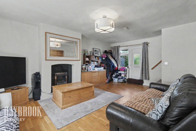 3 bed Semi-Detached for sale Image 7