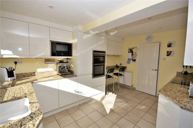 Kitchen/Breakfast