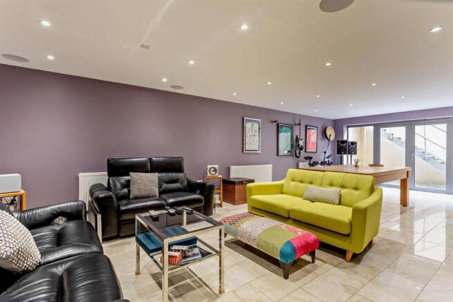 8604454-interior32-8