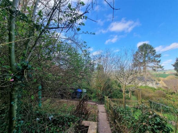 2 South View - Garden.jpg