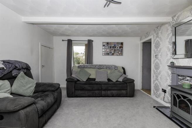 2 bed Terraced for sale Image 7