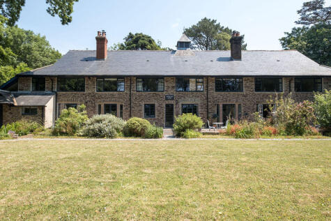 Membland Court, Newton Ferrers