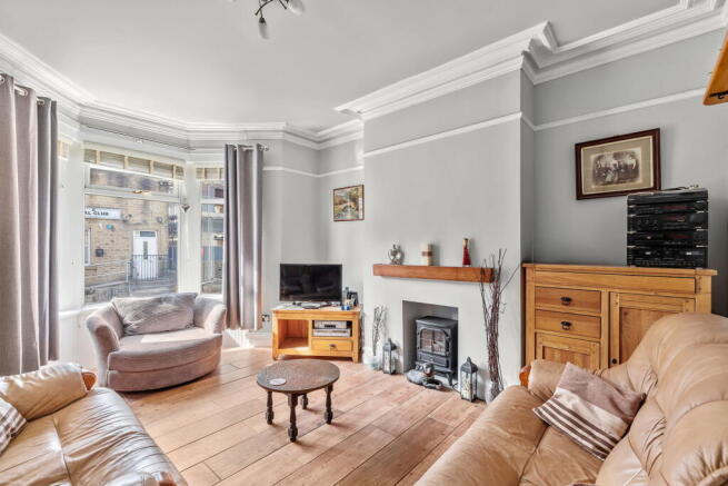 5 bed Terraced for sale Image 8