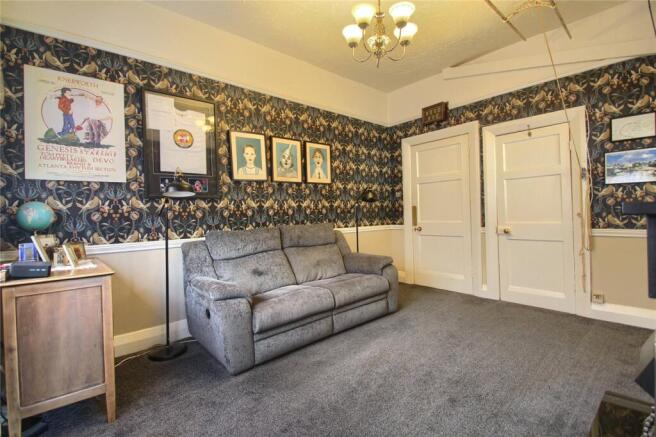 4 bed Detached for sale Image 12