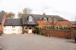 The Stables, Coombes Yard, Market Harborough LE16 9UD