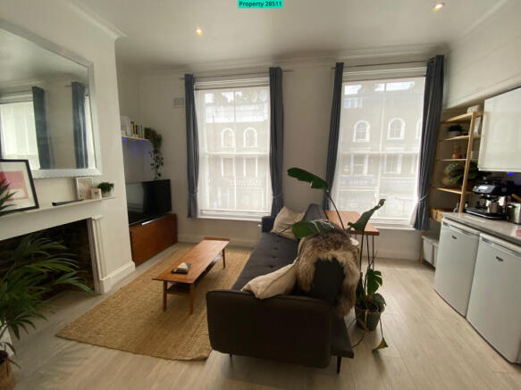 Tenants wooden furniture/style