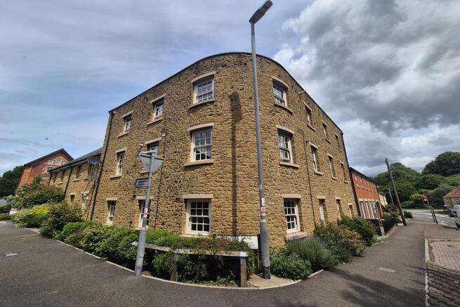 1 Bedroom Flat for Sale