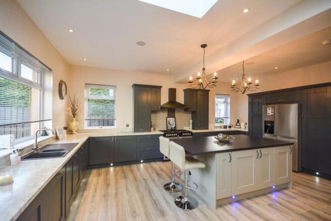 Kitchen/Breakfast