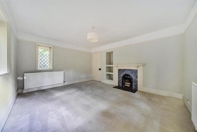 Sitting room.jpg