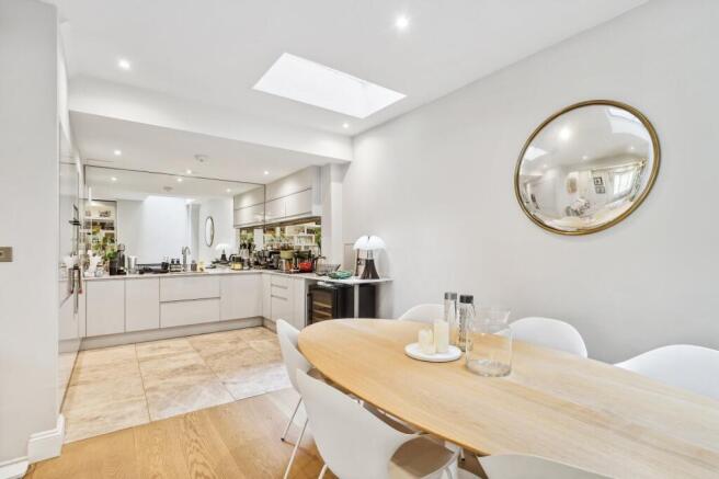 Dining/Kitchen