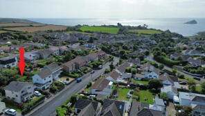 25, Mewstone Avenue, Wembury PL9 0JU