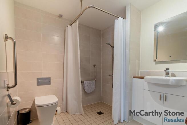 1 bed Apartment for sale Image 6