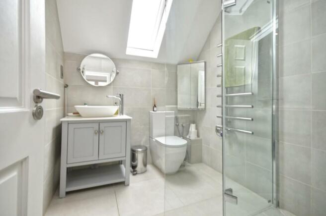 En-suite W/C / Shower Room