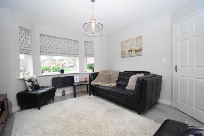 2 bed Flat to rent Image 6