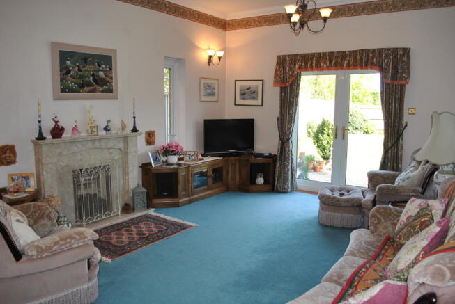 SITTING ROOM