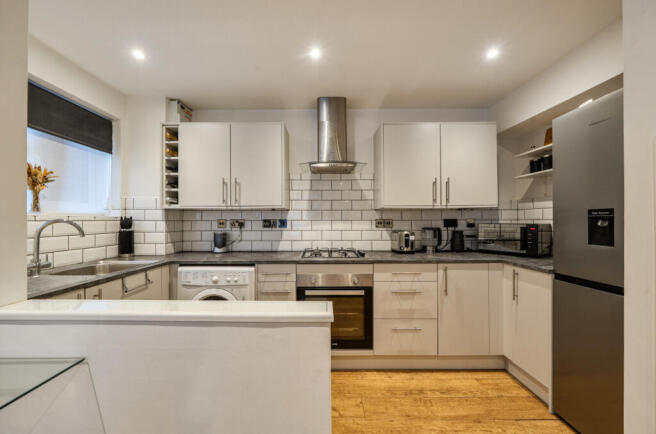 1417160-5-6995dc0...