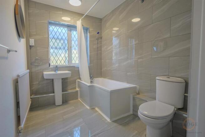 2a peterbourhg road -12.jpg