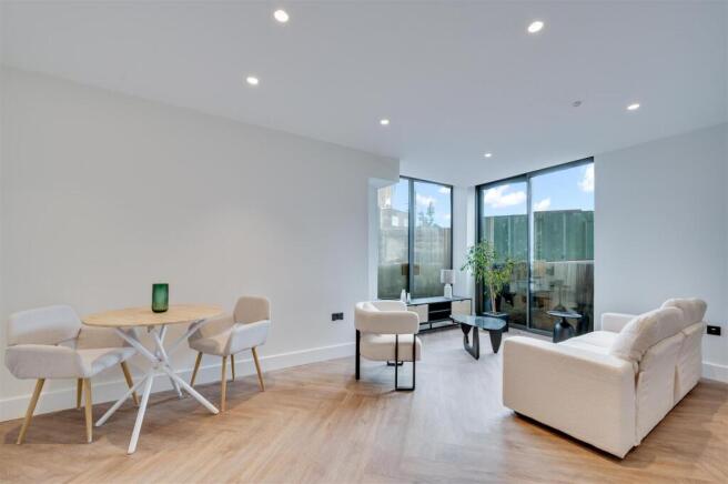 Daniels_Flat 1 Kamal Court, Forty Lane, HA9_001.