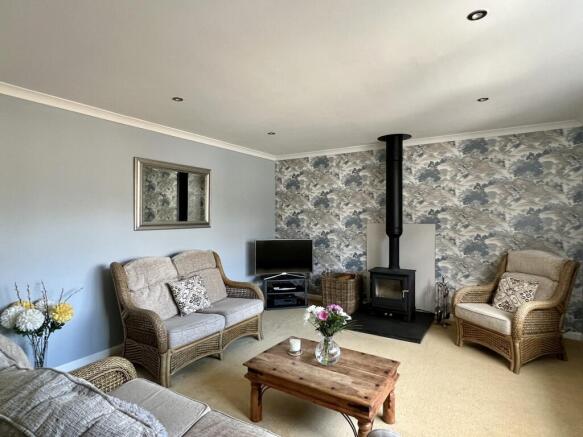 5 Burnside Gardens, Kirkcudbright - Williamson and
