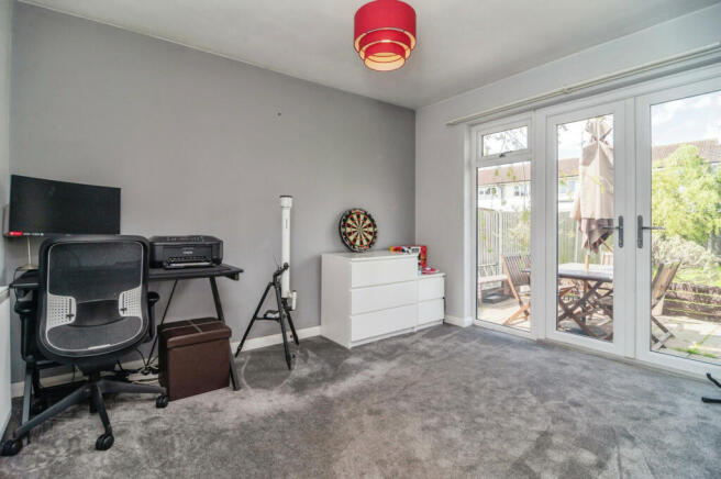 Photo 11